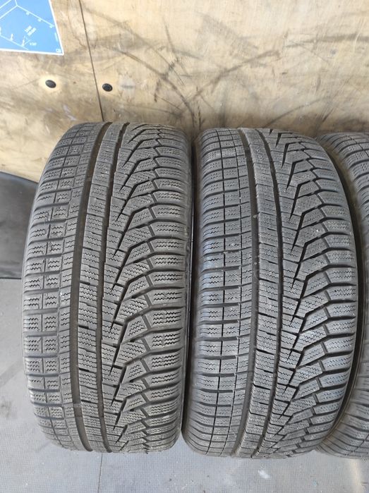 225/45/17 Hankook
