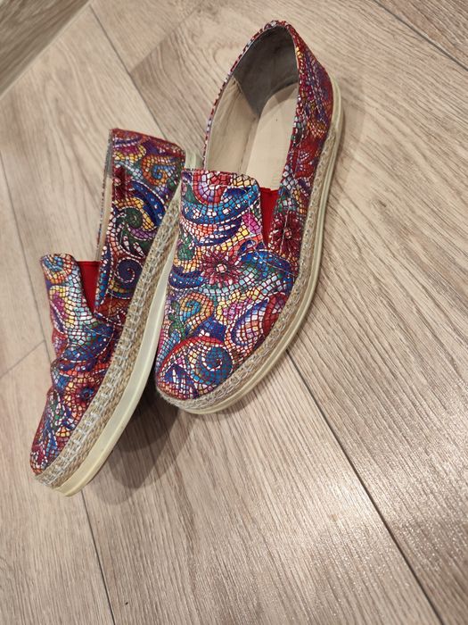 Мокасини от естествена кожа