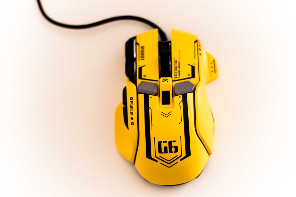 Mouse de Gaming G6, RGB, Ergonomic, 10 butoane reglabile.