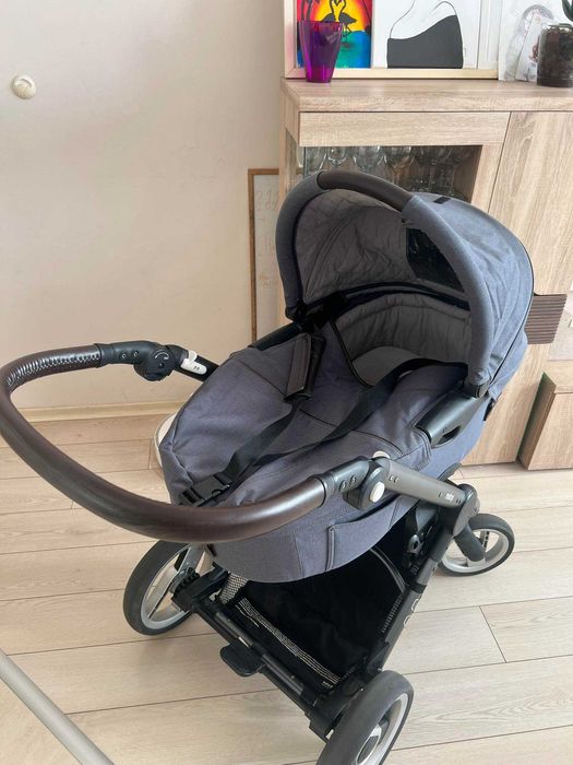 Детска количка Mutsy EVO industrial gray СПЕШНО