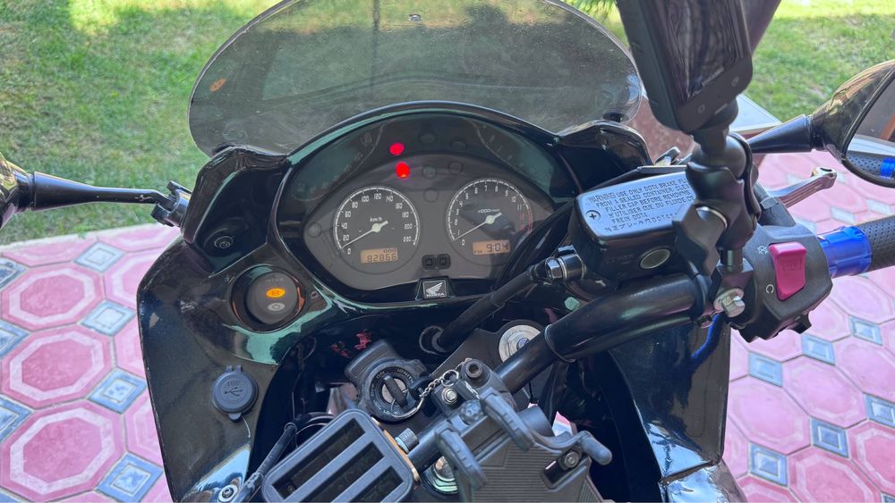 Honda cb 600f 2010