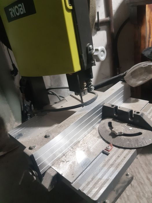 Ленточная пила продам