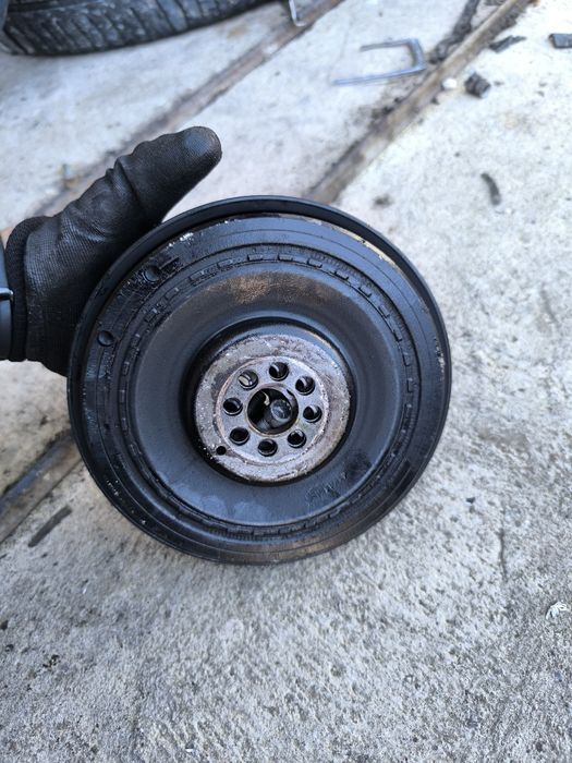 Демферна шайба Audi 3.0 TDI 245к.с.