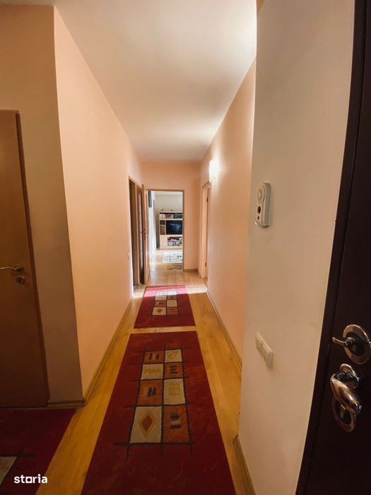 Apartament 4 camere de inchiriat Oradea