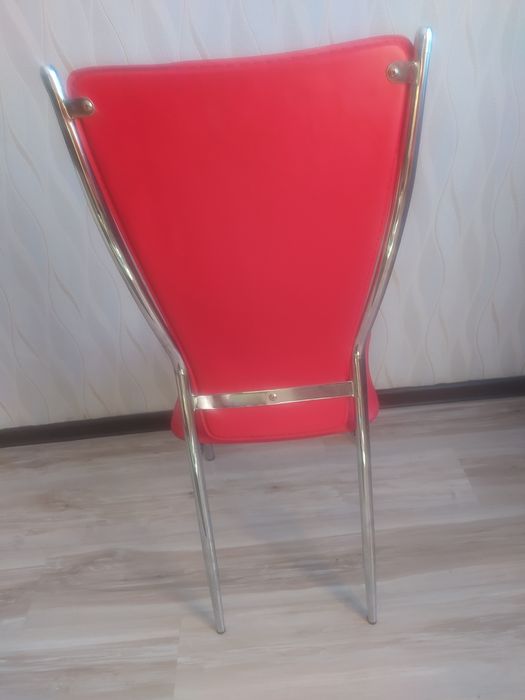 Продам стул кожаный