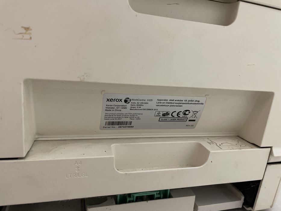 Multifunctional Laser monocrom copiator imprimanta