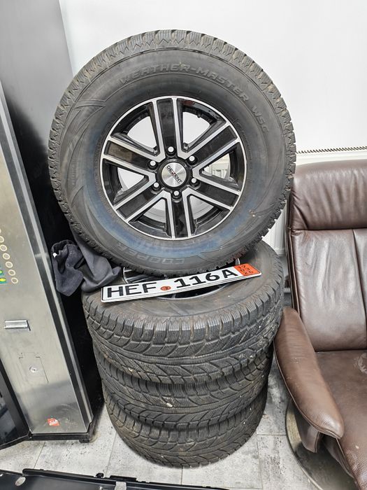 Roti Q8 Ford Ranger GLE Mini cooper