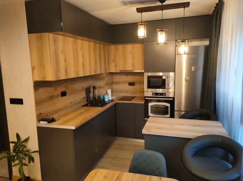 Дава се под наем Тристаен апартамент в София, Редута - 85 кв.м за 800 € - Снимка #2