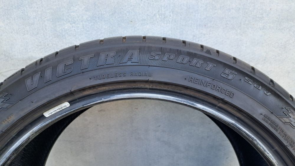 Летни гуми 235 45 19 Maxxis дот 2123