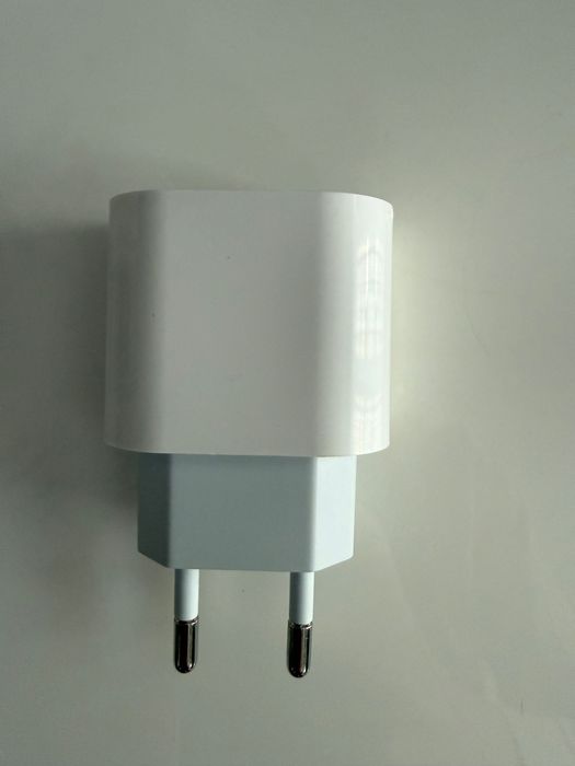 Power adapter Apple