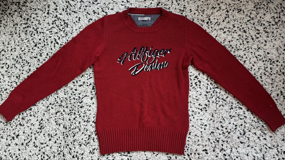 Дамски пуловер Tommy Hilfiger размер XS