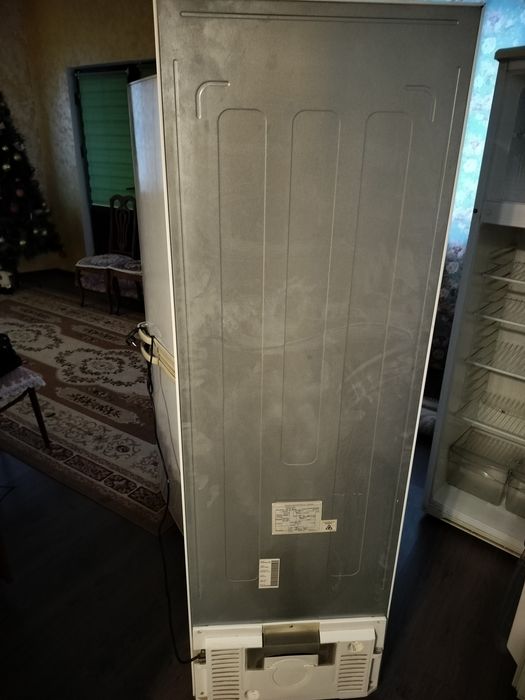 Холодильник Samsung