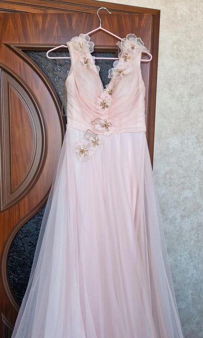 Платье выпускное, вечернее