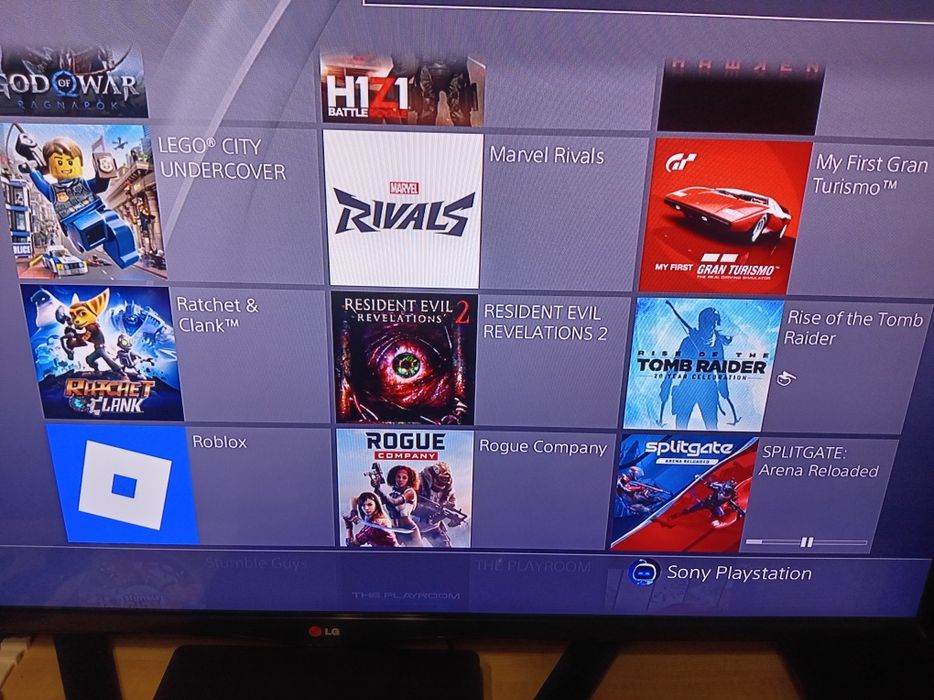 Продам PlayStation 4slim 1Tb