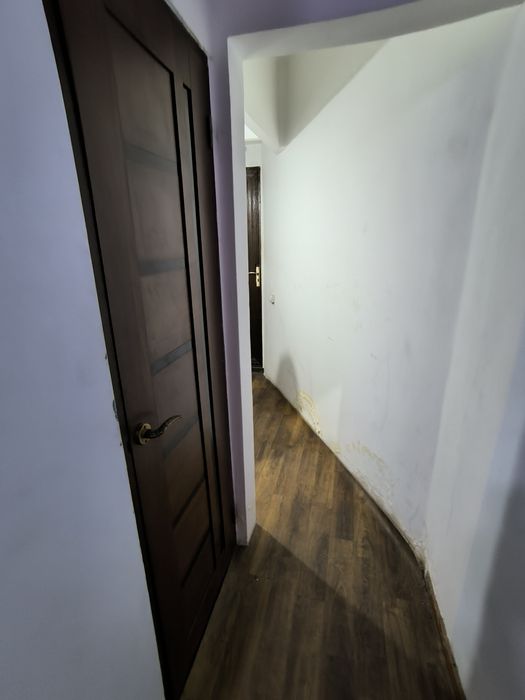 Студия. 1 ком.кв.ру в 2х ком. 2/9  Сергели. Напротив МЕЧЕТИ ремонт