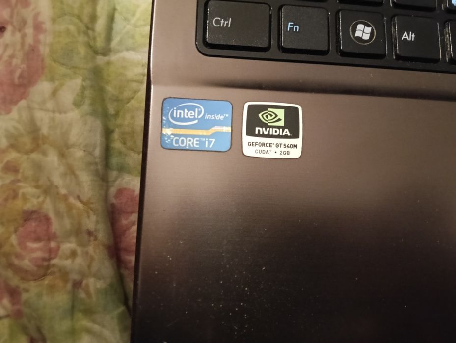 Vând schimb leptop asus k53S