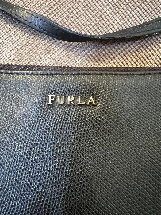 Furla чанта черна