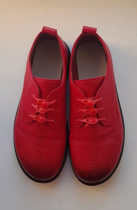 Женский обувь 2500 тг