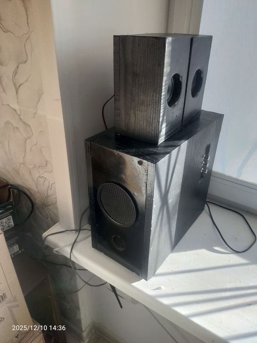 Продам сабвуфер с колонками и усилителем