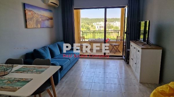 Продава се Двустаен апартамент в Созопол - 57 кв.м за 1771 €/кв.м - Снимка #1