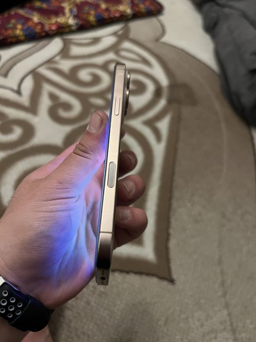 Iphone 16 pro max “Desert titanium”
