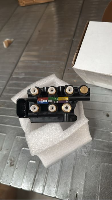 Perna aer bmw g11 g12 seria 7 compresor perne aer bloc de valve nou