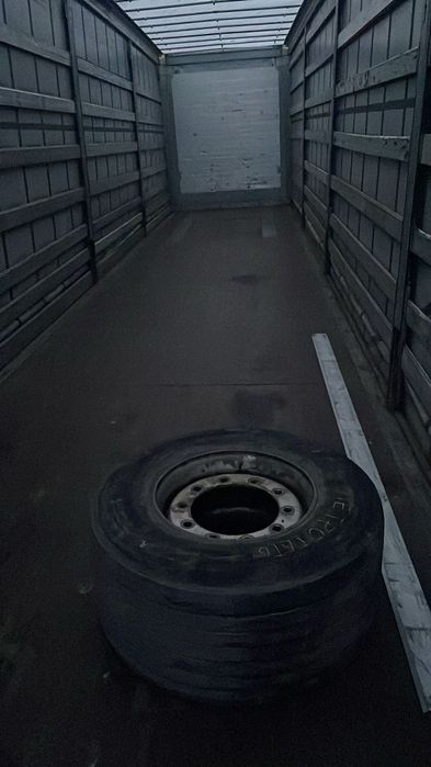 Semiremorca Mega-Varios Schmitz Cargobull