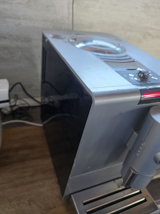 Expresor jura ,Aparat de cafea.melitta Jura. Delonghi. Saeco