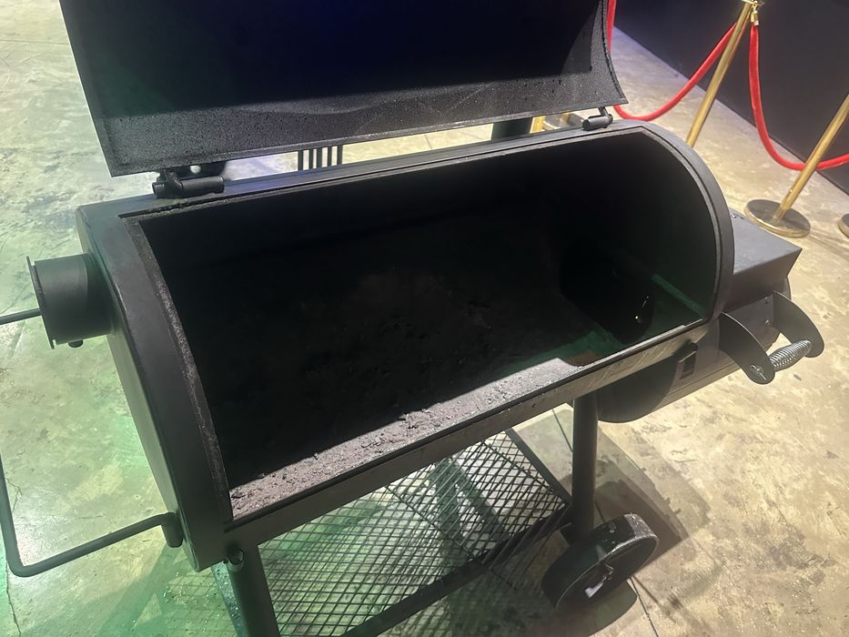 Смокер для BBQ и гриля.