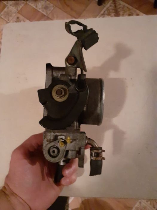 Дроссельная заслонка