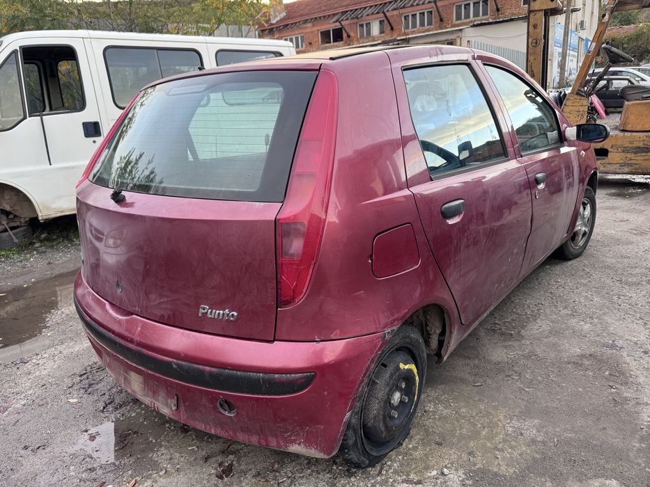 Fiat Punto 1.2i 60hp 2000г На Части