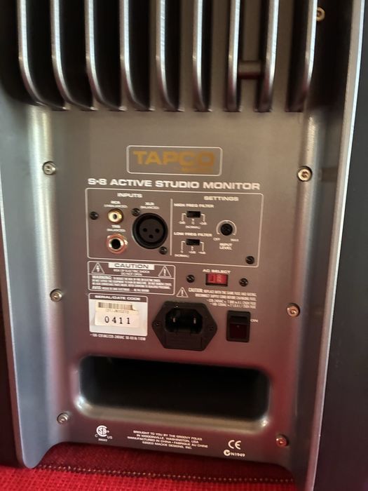Mackie Tapco S8 8” активни студийни монитори