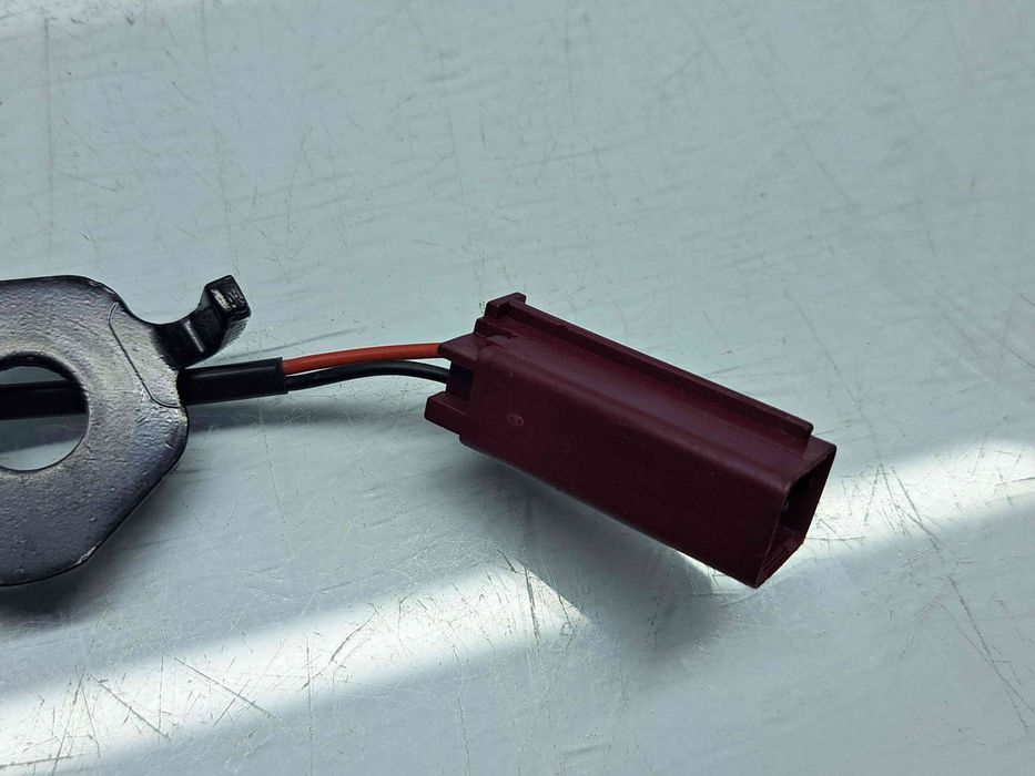 Capsa centura stanga fata Ford Fiesta 6 [Fabr 2008-2019] 8V51-B61208-
