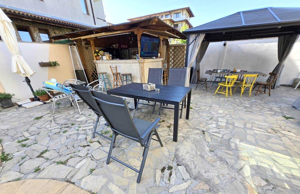 Хотел в гр. Приморско