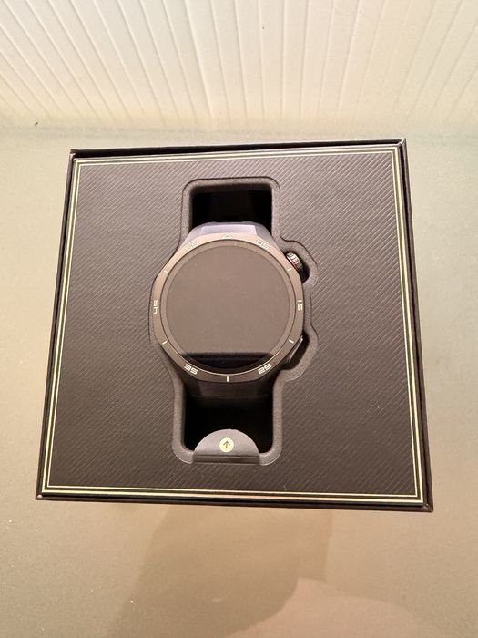 Смарт часовник Huawei Watch GT 5 Pro