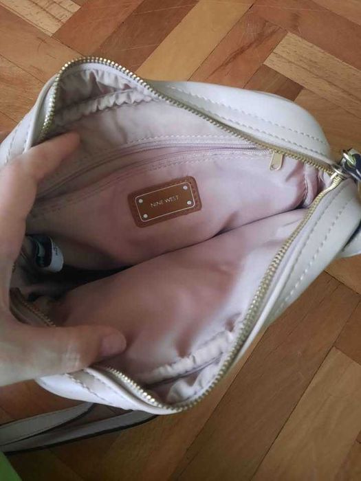 Дамска бежова-розова мини чанта