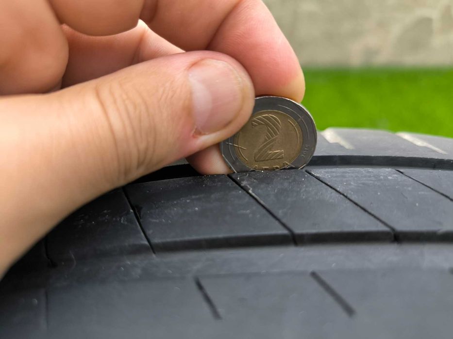 2 гуми MICHELIN за джип 255/45/20 френски