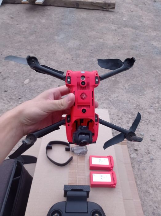 Квадракоптер дрон