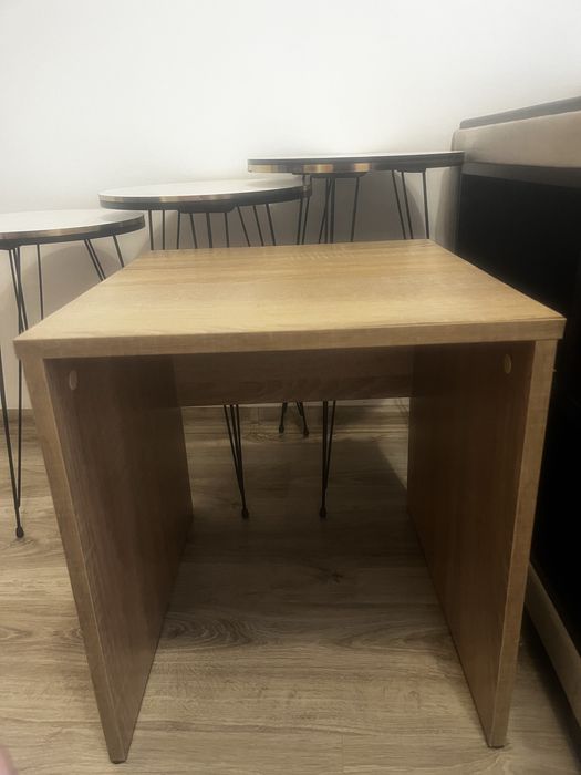 Холни маси 4 броя