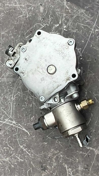 Pompa inalta injectie Audi A4 B8/A5 8T 2.0 Tfsi CDNC 211cp (2008-2012)