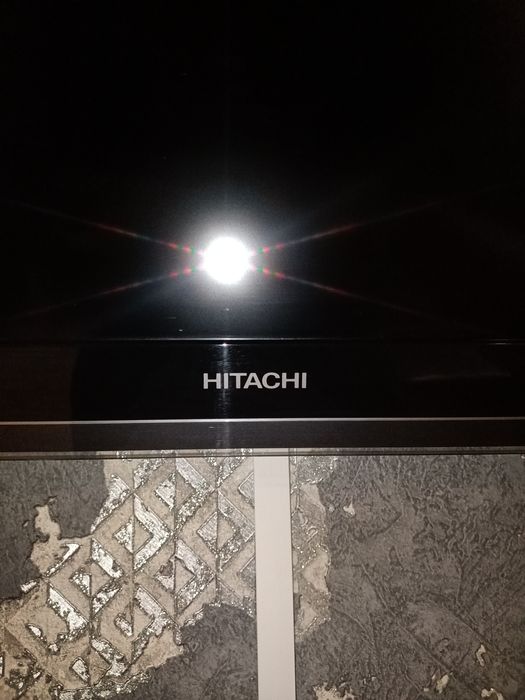Продам телевизор Hitachi