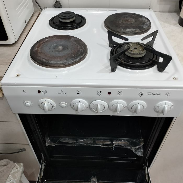 Продам духовку состояние хорошо