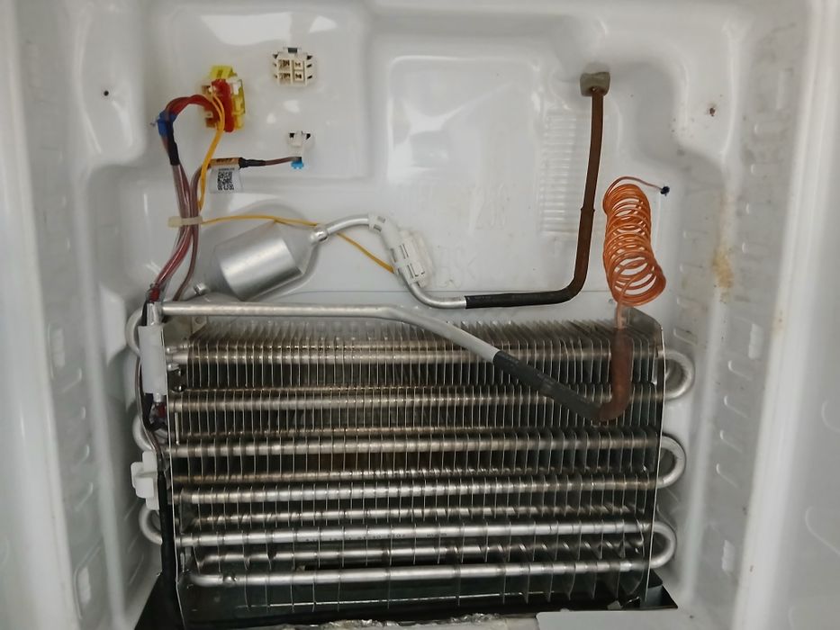 Ремонт холодильников