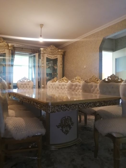 Stol-stul uzunligi 3 metr eniga 1.20 12talik holati yangi