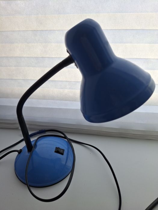 Светильник на стол