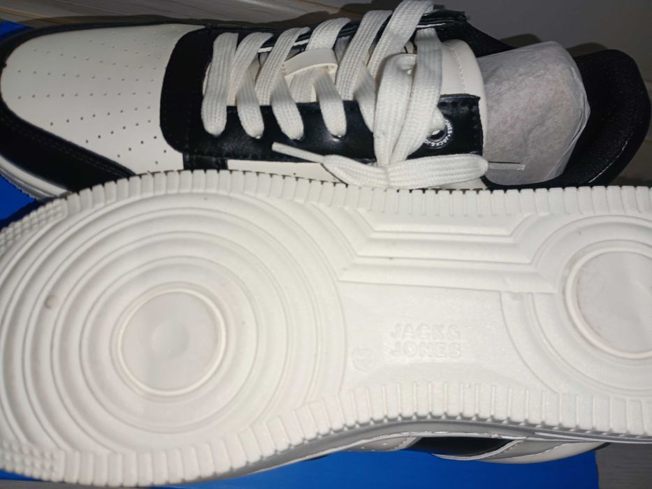 Обувки,,Guess,,Jack&Jones,,