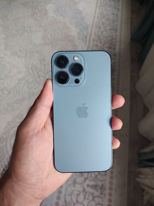 Продам iphone 13 pro, память 256 гб