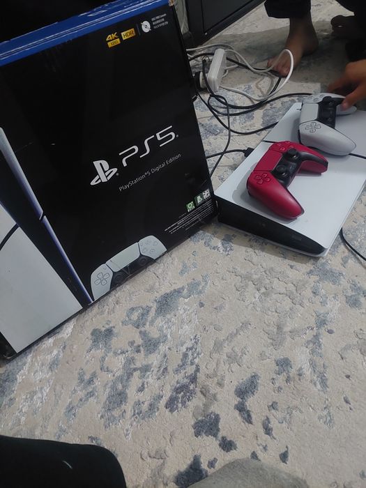 PS5 holati idyal