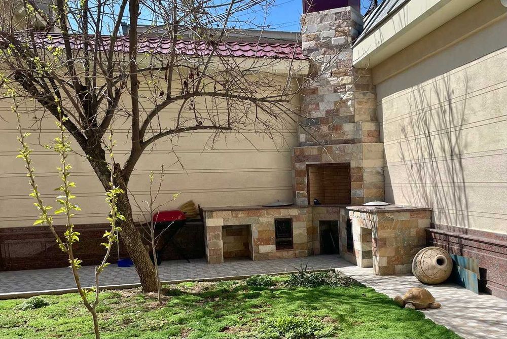 Сдается в аренду дом за "Гранд Мир" отелем