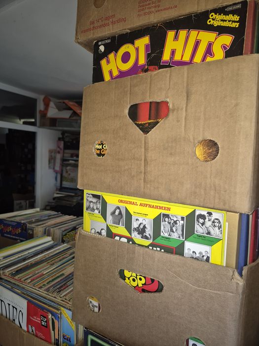 Vând Discuri Vinil colectie 100lp pentru pick Up 33 RTM muzica usoara